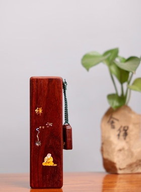 【品名】:  香盒 【材质】：印度小叶紫檀 规格15，4.5，3.8