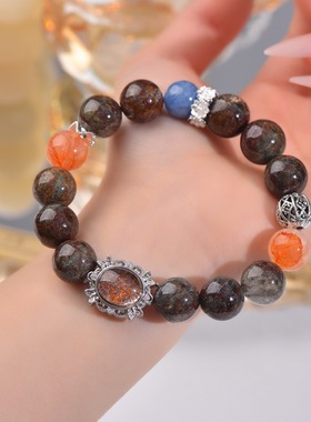 绿幽灵磨盒红胶花蓝晶石