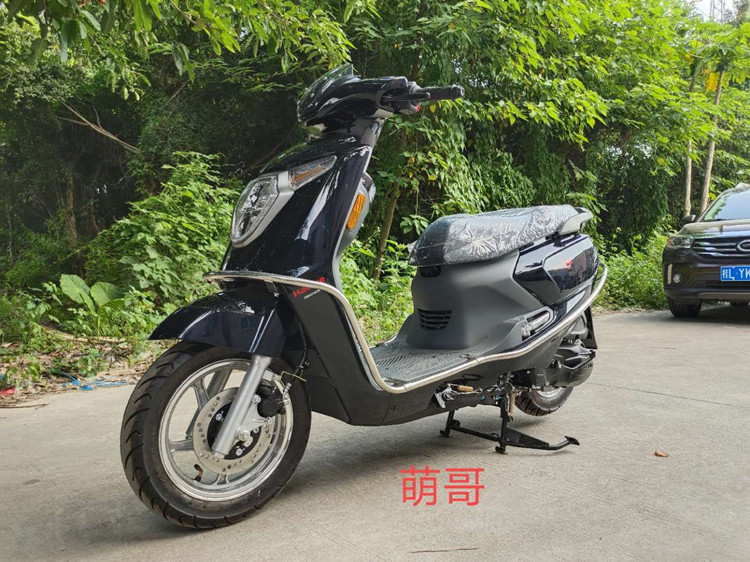 适用豪爵踏板车hj125t-33-35萌哥萌妹摩托车保险杠304保险杠包邮