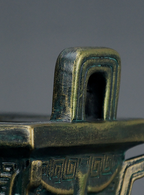 仿青铜鼎摆件家居客厅书架古董架