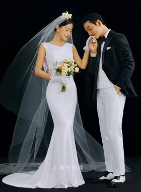 2022新款新娘主婚纱长款拖到头纱头饰超仙森系高级感简约素纱白色