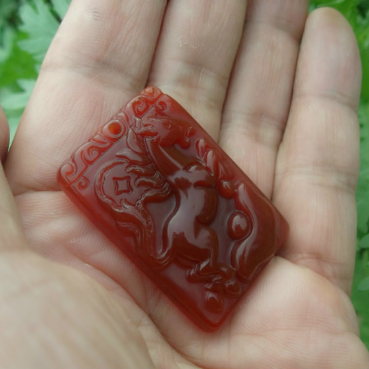 巴西红玛瑙项链新款吊坠女款圆珠毛衣链马上有钱本命年红玉挂件男