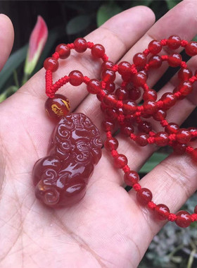 红玛瑙貔貅吊坠项链皮丘毛衣链