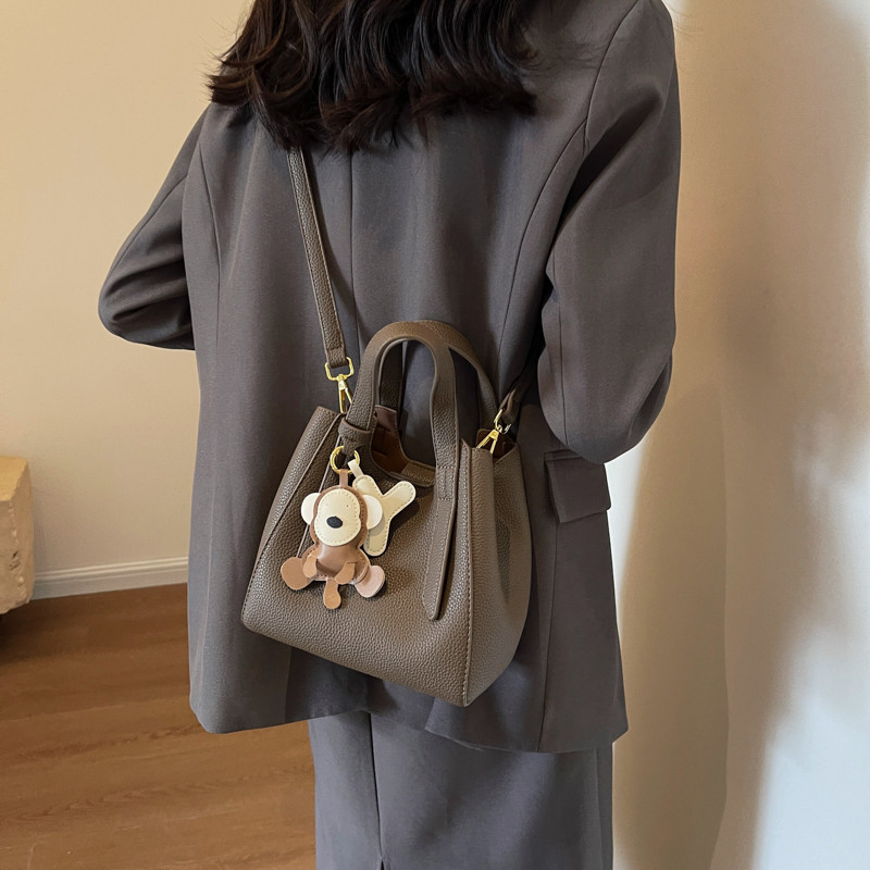 高级感包包女包2025新款休闲流行洋气复古菜篮子包百搭单肩斜挎包,淘宝优惠券,粉丝福利购,淘宝优惠卷