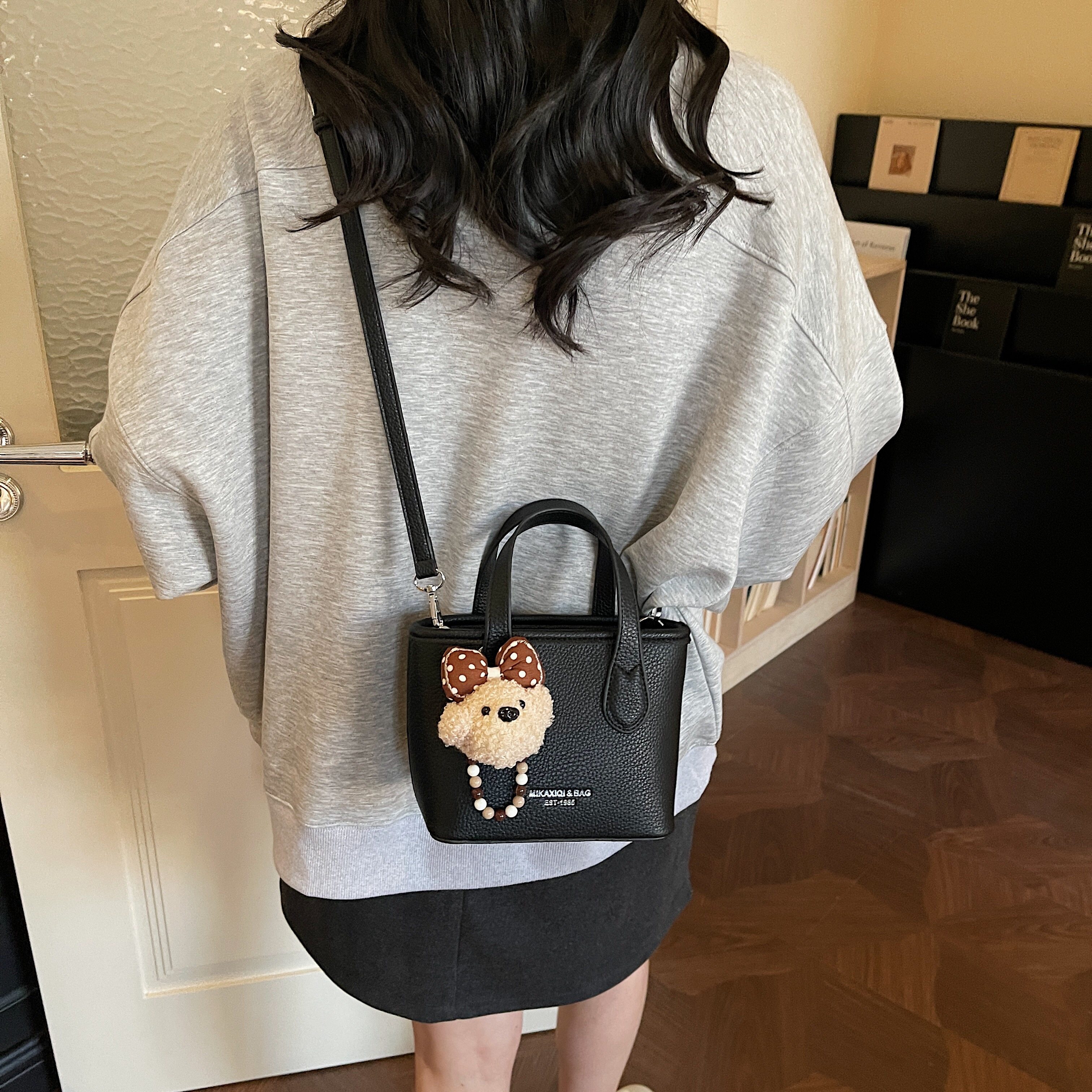 韩版潮流水桶包女包2026新款时尚单肩斜挎包迷你百搭菜篮子手提包,淘宝优惠券,粉丝福利购,淘宝优惠卷