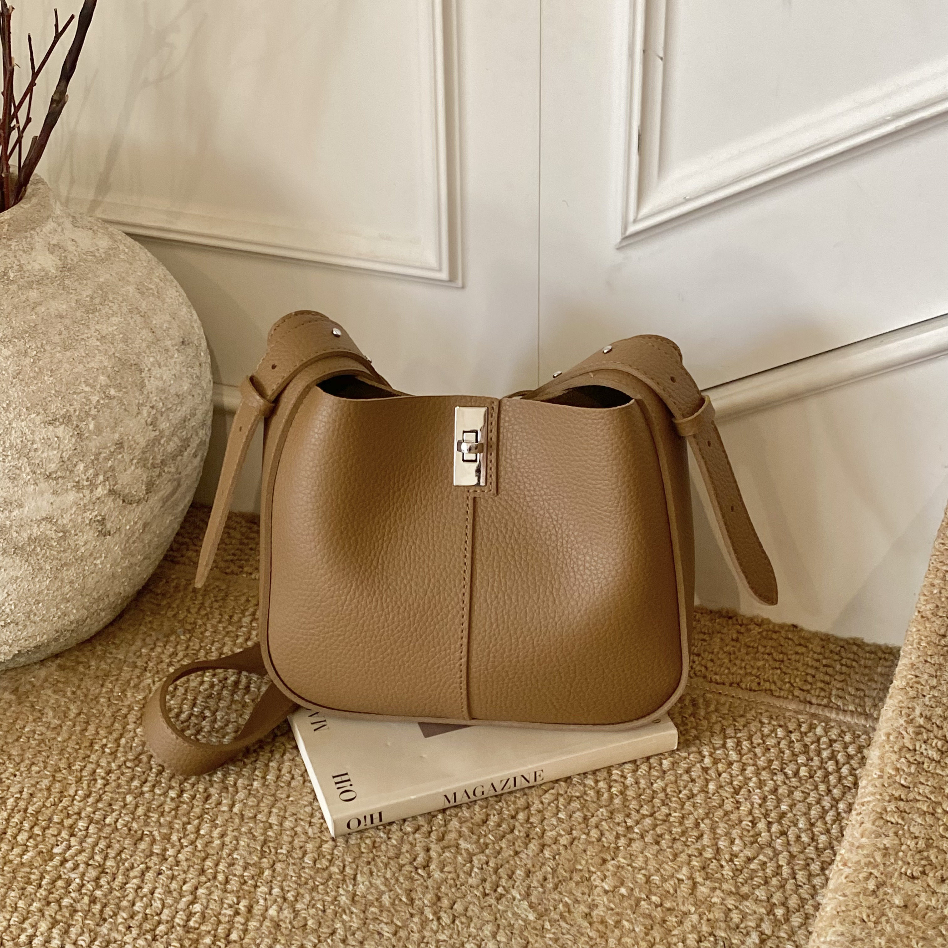 高级感小包包女大容量2026新款小众复古软皮单肩斜挎包女士水桶包,淘宝优惠券,粉丝福利购,淘宝优惠卷