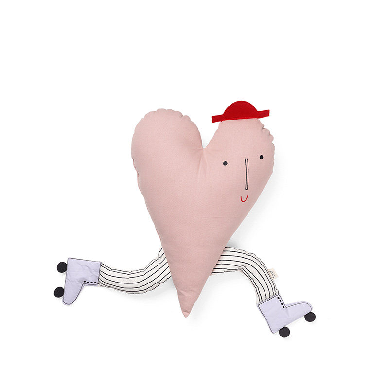 丹麦FermLiving Heart Cushion 创意爱心抱枕儿童房软装安抚玩偶,淘宝优惠券,粉丝福利购,淘宝优惠卷