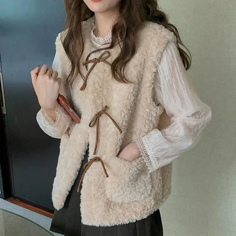 羊羔毛马甲女2025早秋季新款蝴蝶结坎肩外穿宽松气质马夹背心外套,淘宝优惠券,粉丝福利购,淘宝优惠卷
