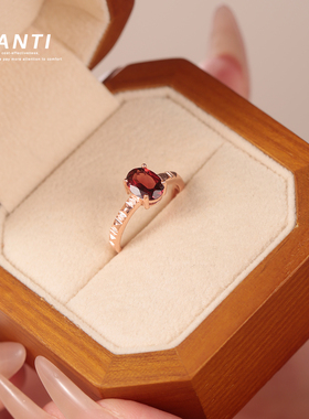 简约通勤款天然鸽血红石榴石戒指