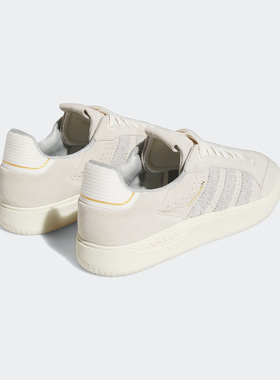 Adidas/阿迪达斯正品 Tyshawn 三叶草男女运动板鞋 HQ2006