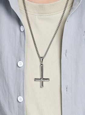 欧美男潮嘻哈倒立十字架项链光面
