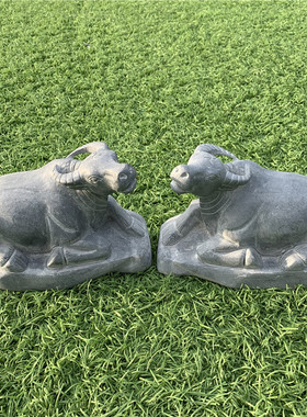 石雕水牛青石牛摆件精雕公母一对