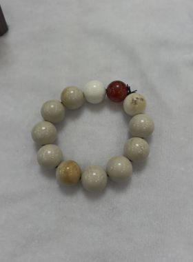 西藏天然玉石象牙玉手串象牙玉每一颗珠子上面的花纹都是天然的色