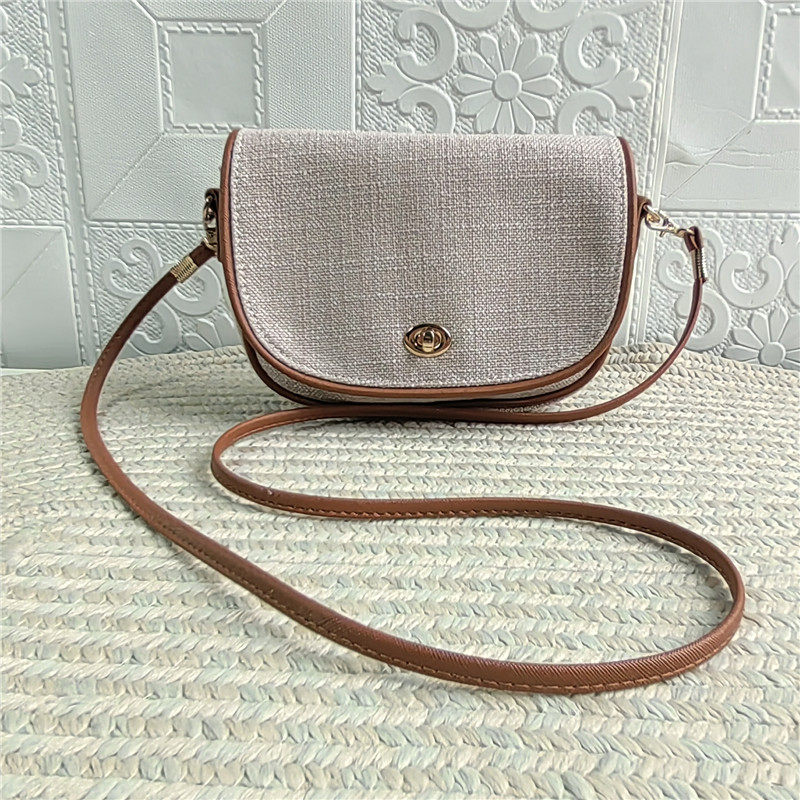 包包女半月单肩斜挎包小方包大容量百搭马鞍包翻盖帆布手机零钱包,淘宝优惠券,粉丝福利购,淘宝优惠卷