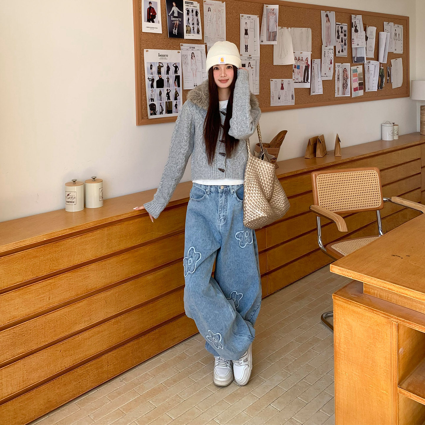 橘子树在哪儿蓝色阔腿牛仔裤女冬季设计感高腰显瘦弯刀裤拖地裤子,淘宝优惠券,粉丝福利购,淘宝优惠卷