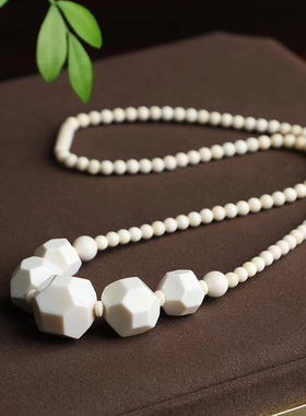 猛犸象牙雕刻棱珠吊坠猛犸象牙项坠猛犸象牙挂件猛犸吊坠女白冰料