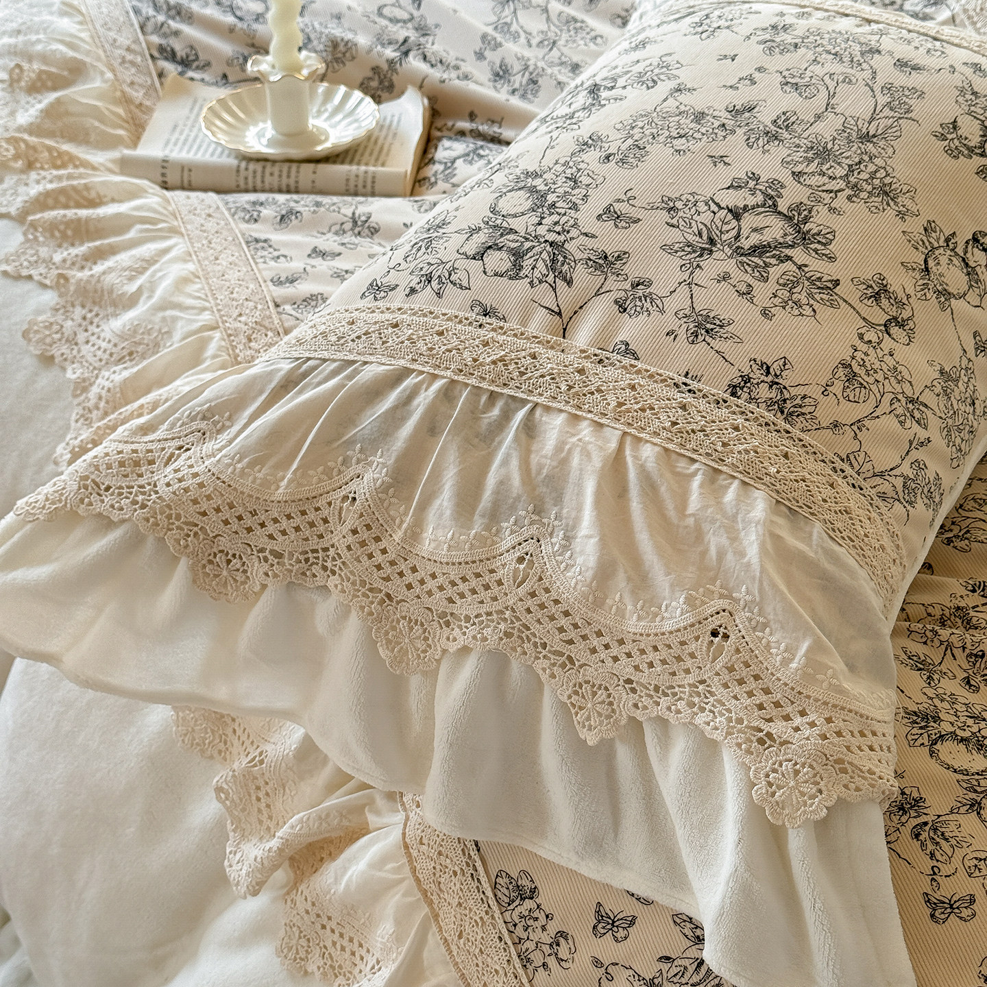 法式复古风牛奶绒四件套冬季珊瑚绒保暖加绒床单蕾丝花边被套床品