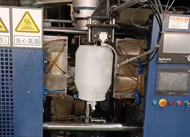 塑料桶化工圆桶废液泔水桶带盖pe50l堆码桶60升25公斤加厚塑胶桶-图1