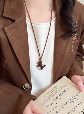 中式丝绒小马吊坠项链女轻奢