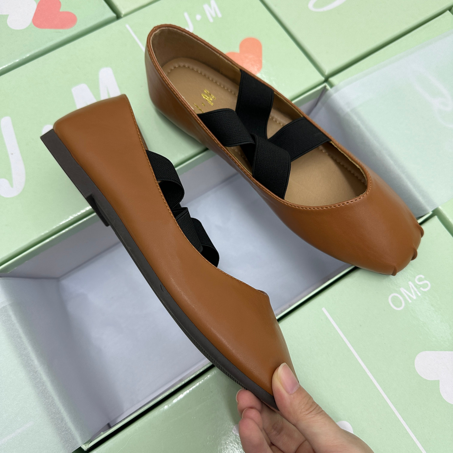 外贸大码松紧交叉带芭蕾舞鞋女方头褶皱休闲复古一脚蹬平底单鞋,淘宝优惠券,粉丝福利购,淘宝优惠卷