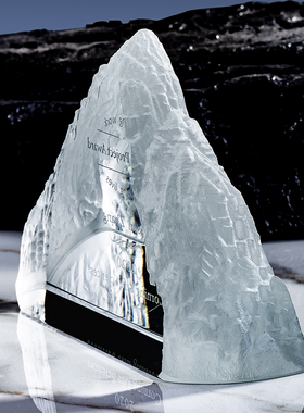水晶奖杯定制创意冰山奖座纪念品企业比赛员工表彰年会授权牌年会