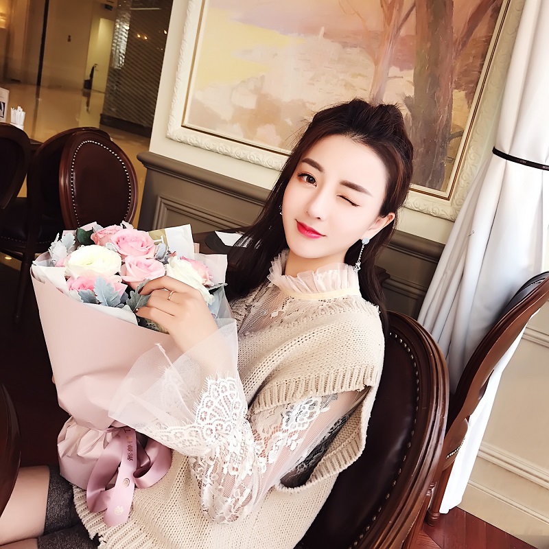 春秋季长袖镂空蕾丝透视网纱打底衫 vaylyss薇莉姿蕾丝衫/雪纺衫