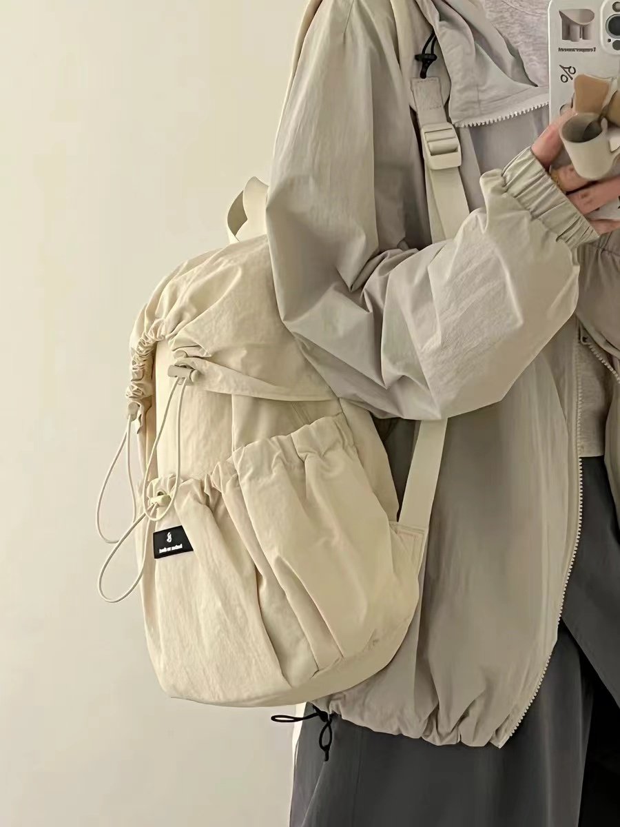 迷你新款日系蓬蓬包文艺双肩包学生休闲书包轻便旅游户外登山背包,淘宝优惠券,粉丝福利购,淘宝优惠卷