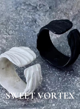 Detaj&UmaWang迷迭香开口宽戒指