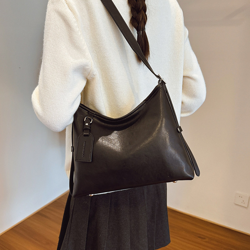 大容量包包女式2025新款超火小众复古通勤托特包高级感单肩斜挎包,淘宝优惠券,粉丝福利购,淘宝优惠卷