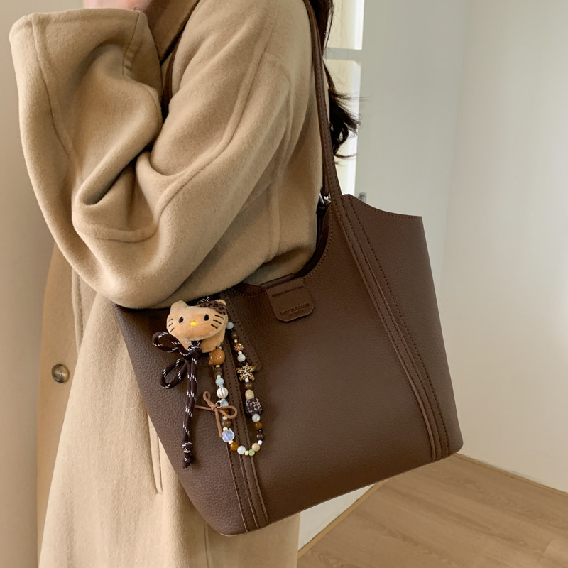 托特包女2025新款秋冬季休闲气质大容量单肩包简约时尚百搭手提包,淘宝优惠券,粉丝福利购,淘宝优惠卷