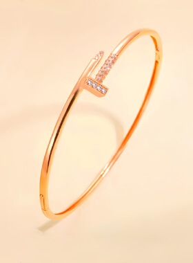 爆款V金高级感经典钉子头尾带钻手镯女款玫瑰金轻奢时尚百搭潮流