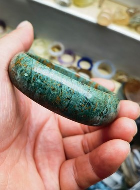 月陨石原石手工雕刻飘翠手镯条宽20.2圈口58重69.3克仅此一件