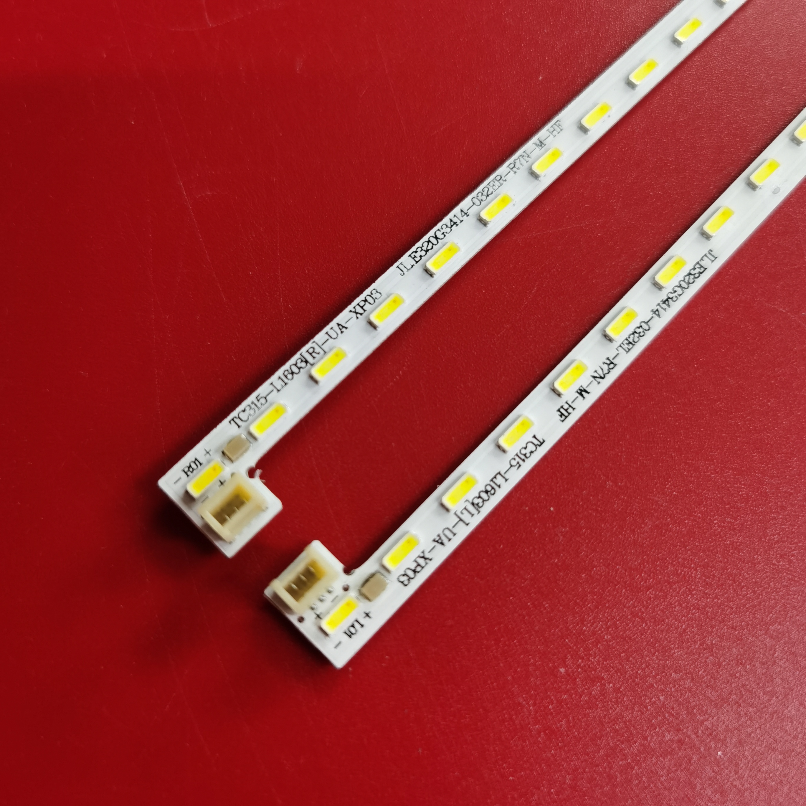 适用惠科HKC 32E9B G3201A灯条三洋32CE920LED TC315-L0806(R)-UA-图0