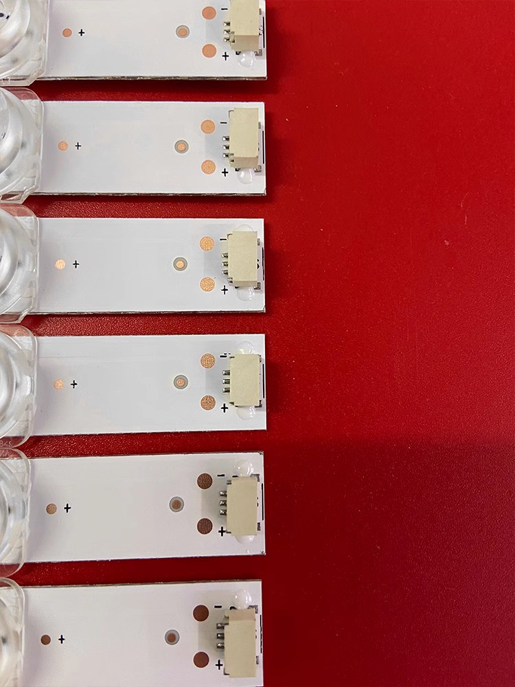 适用夏普4T-C70CFMA灯条CRH-BV703030T120703D-REV1.4液晶电视机 - 图2