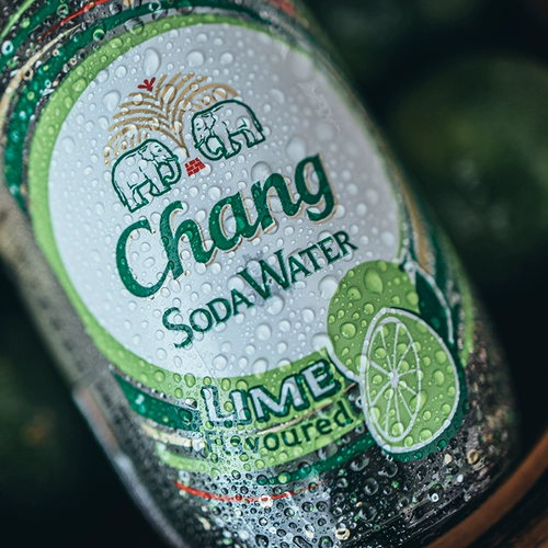 Вся коробка тайского Xiang Chang Brand Brand Bubble Water Thailand Импортированная газированная газированная напитка без сахара 24 бутылки напитка