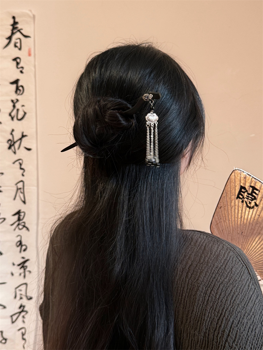新中式平安锁流苏长款步摇发簪女小众设计感复古风盘头簪子木簪
