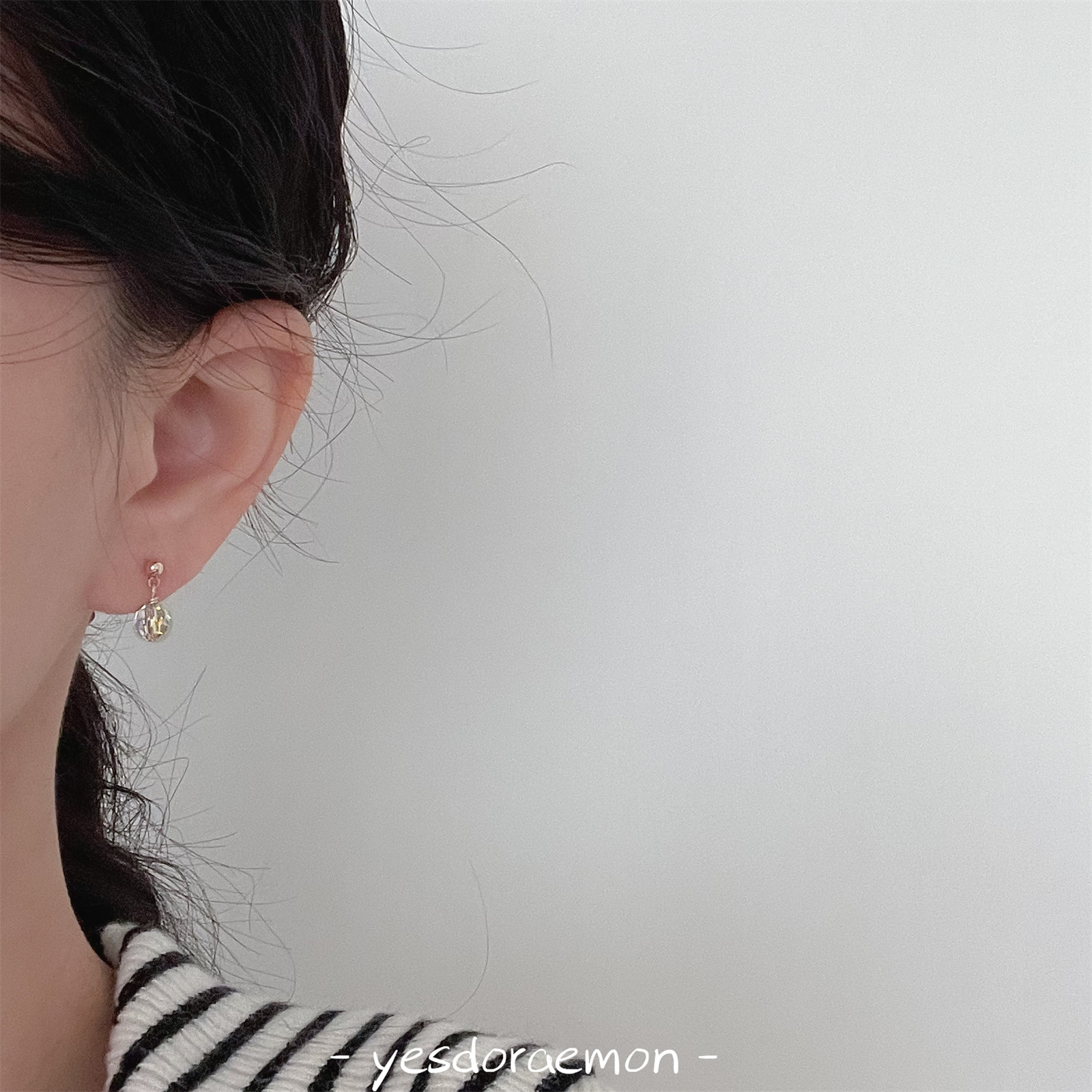 光之轮廓 精致时髦百搭进口奥地利水晶迷你圆球耳钉女925银针耳环,淘宝优惠券,粉丝福利购,淘宝优惠卷