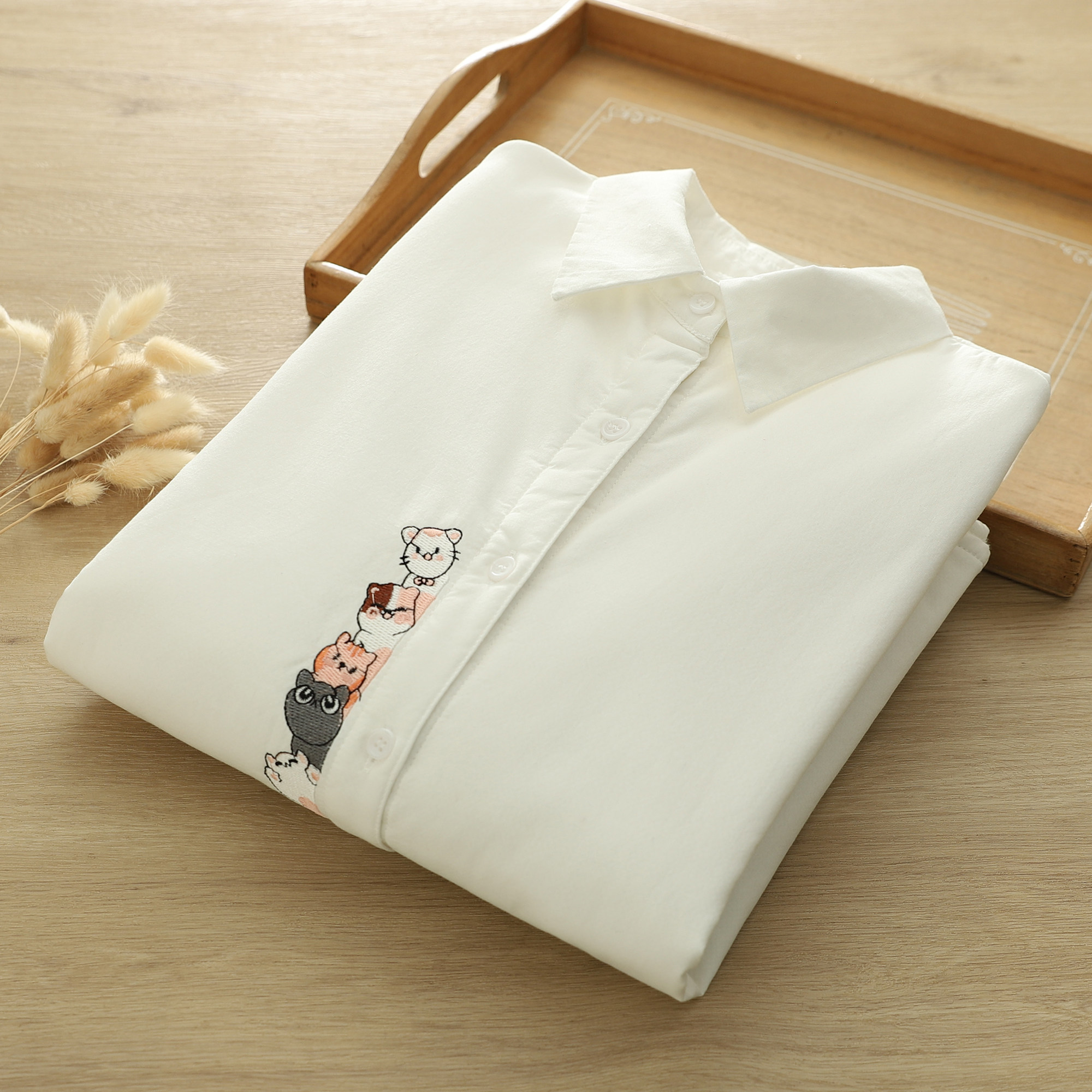 小清新甜美刺绣小猫加绒加厚衬衫女长袖学生文艺白色保暖内搭衬衣