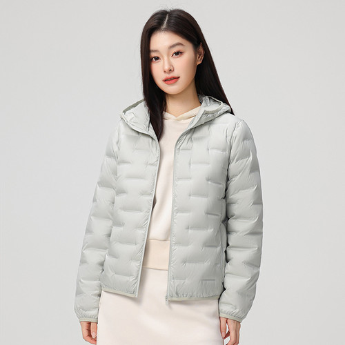 WX真维斯女装2025冬季新款潮牌时尚女生休闲薄款羽绒服立领外套 - 图0