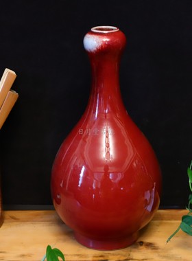 日月堂 民国时期 祭红釉蒜头悬胆赏瓶 红色宜均釉古董老物件摆件