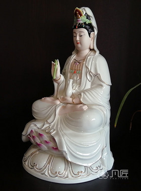 白瓷供奉摆件德化观音像