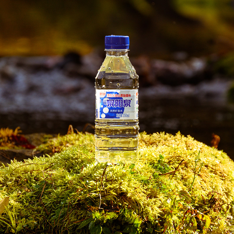 泉阳泉长白山天然矿泉水弱碱性饮用水350ml*24瓶整箱水迷你小瓶装 - 图3