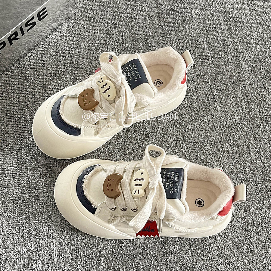 鲁鲁蛋原创小众板鞋女款2025年新款百搭冬季面包鞋加绒厚底小白鞋,淘宝优惠券,粉丝福利购,淘宝优惠卷