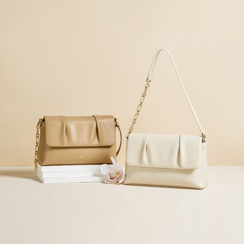 2022新款女士ins小众设计感单肩包 aji箱包女士包袋