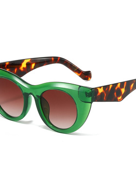 复古猫眼墨镜女式灰色透明眼镜框撞色太阳镜街拍旅游凹造型圆镜片