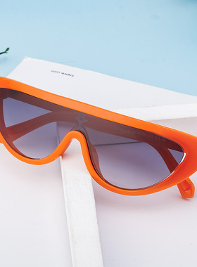 猫眼茶色墨镜三角白色新款时尚女款欧美太阳镜防晒眼镜个性一体镜