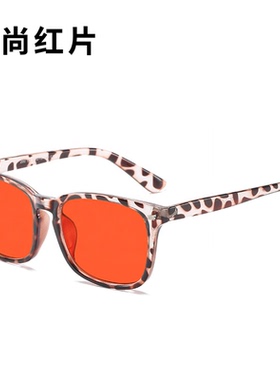 真实色彩太阳镜米钉墨镜街拍旅行