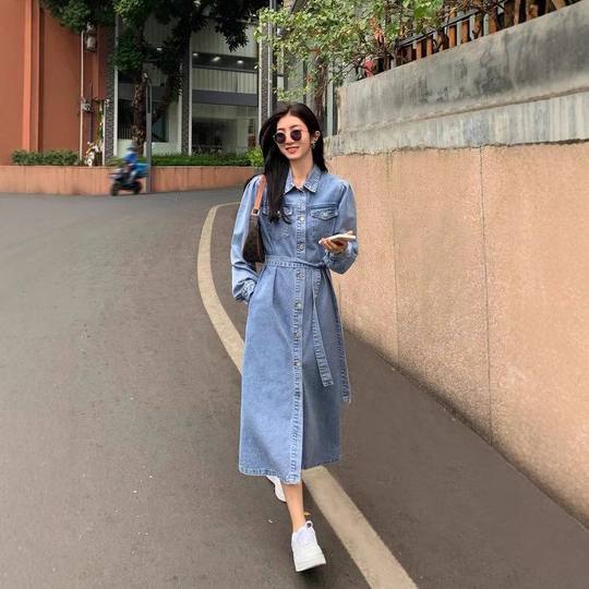 Robe en denim à manches bouffantes pour femmes, automne et hiver, nouveau style coréen, manches longues, taille mi-longue, robe chemise fendue, 2022