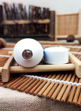 妮维雅凝水活采泡沫洁面乳洗面奶