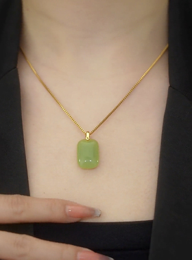 高级感如事牌吊坠项链女